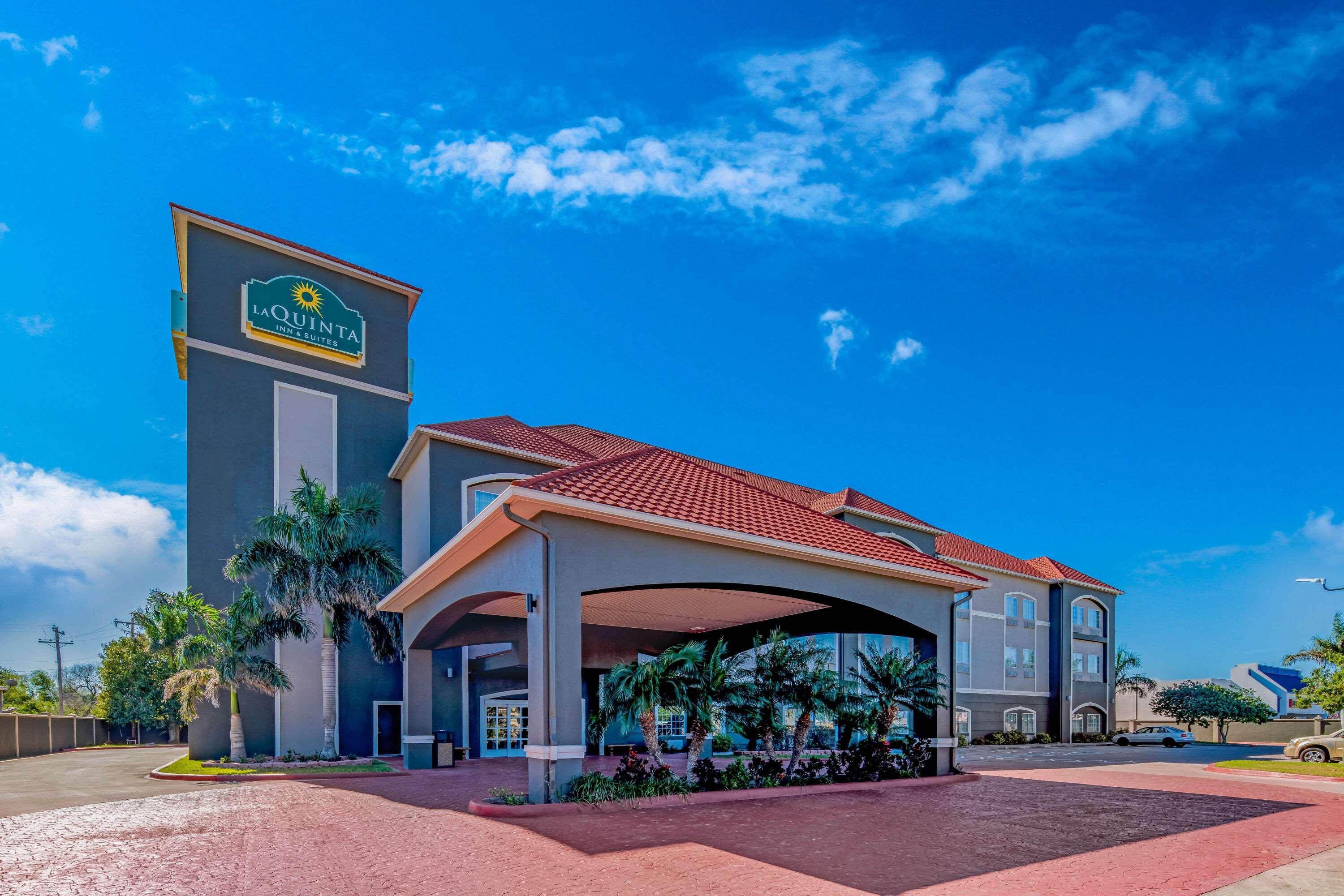 La Quinta By Wyndham Alamo-Mcallen East Hotel Exterior photo