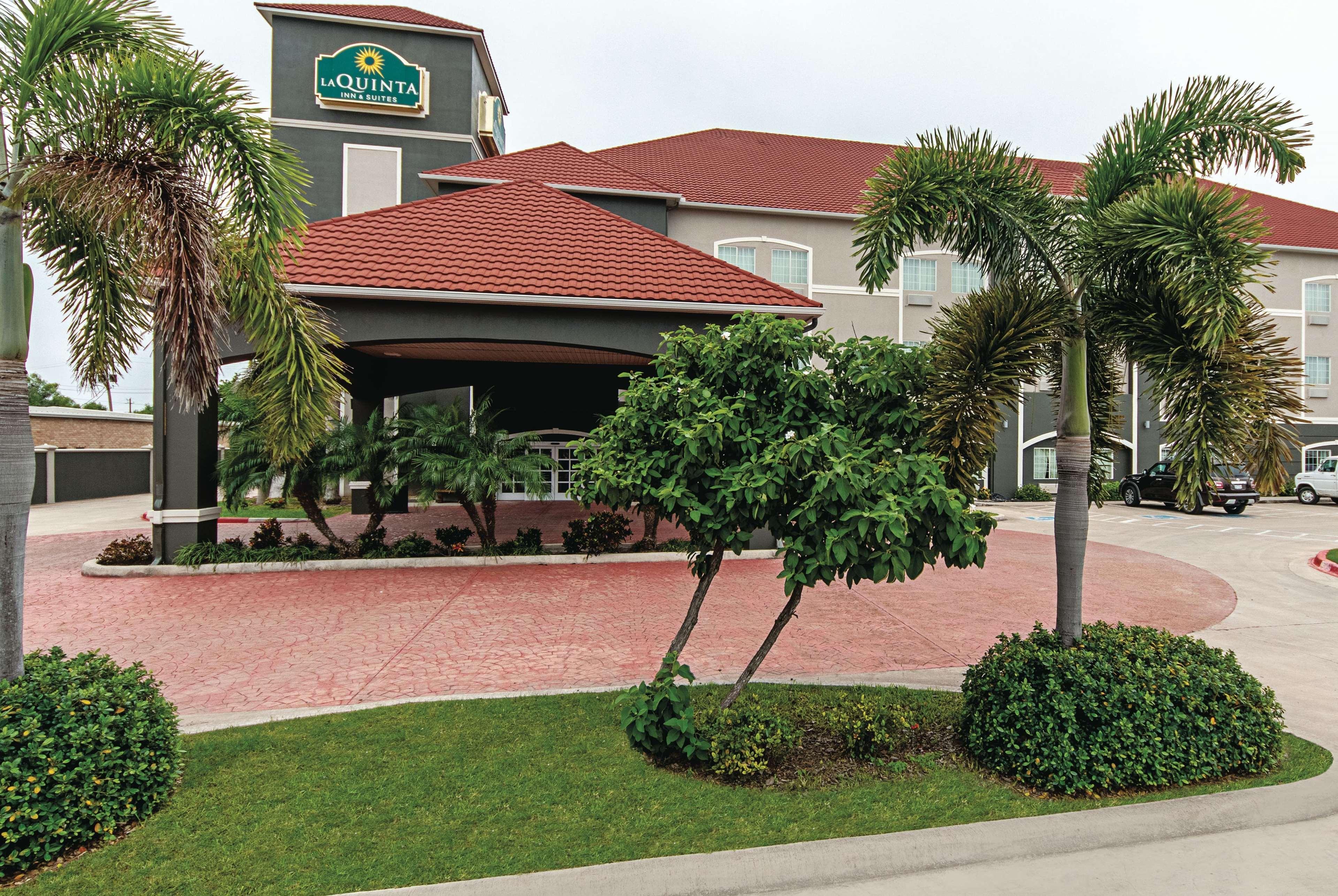 La Quinta By Wyndham Alamo-Mcallen East Hotel Exterior photo